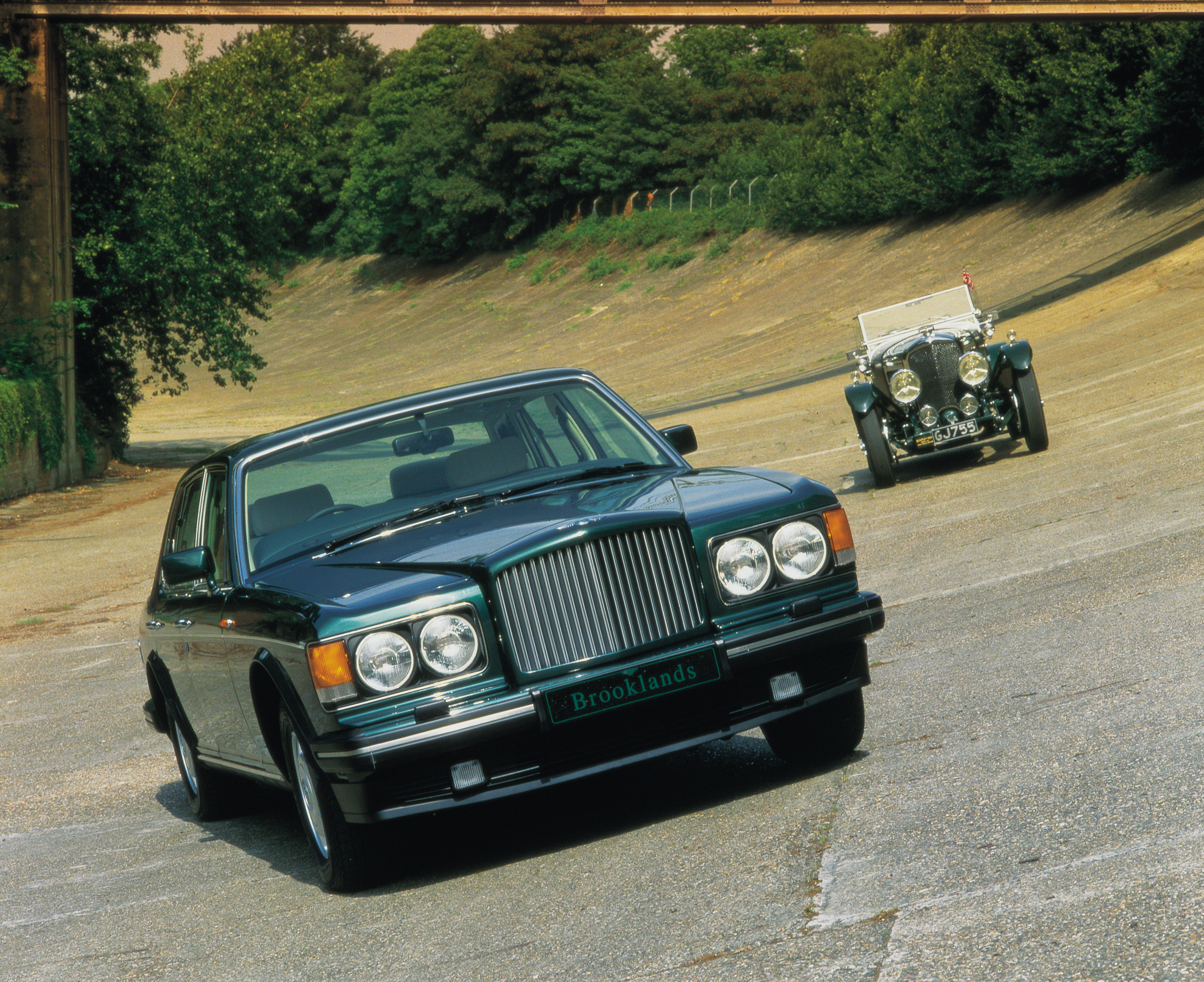 Bentley 90 х